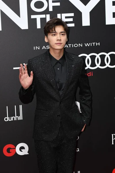 Actor Cantante Chino Yifeng También Conocido Como Evan Aparece Traje — Foto de Stock