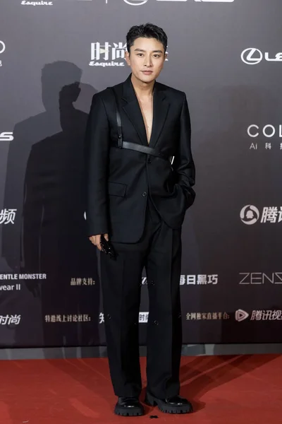 中国演员贾奈良出席了2020年12月10日在中国上海举行的一年一度的 中国乡绅节 — 图库照片