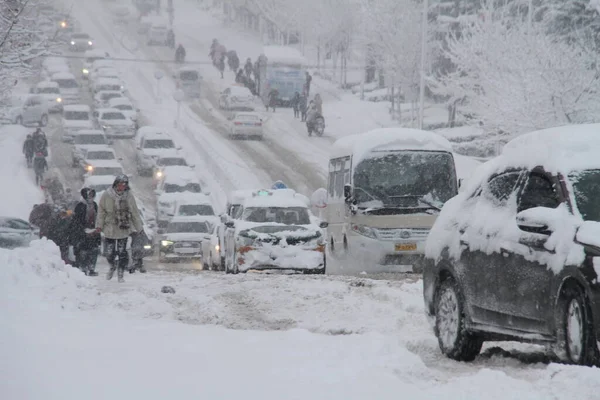 Par Air Froid Une Forte Tempête Neige Frappe Ville Weihai — Photo