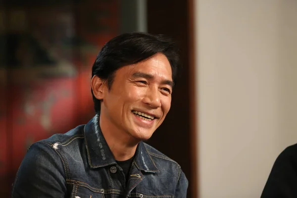 Actor Cantante Hong Kong Tony Leung Chiu Wai Aparece Talk —  Fotos de Stock