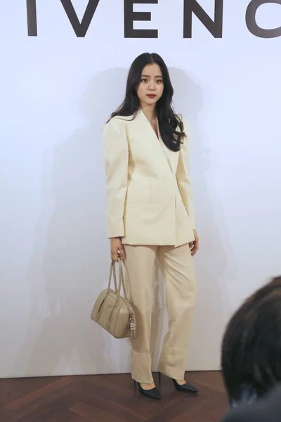 Música Actriz Taiwanesa Ouyang Nana Representa Evento Givenchy Marca Lujo —  Fotos de Stock