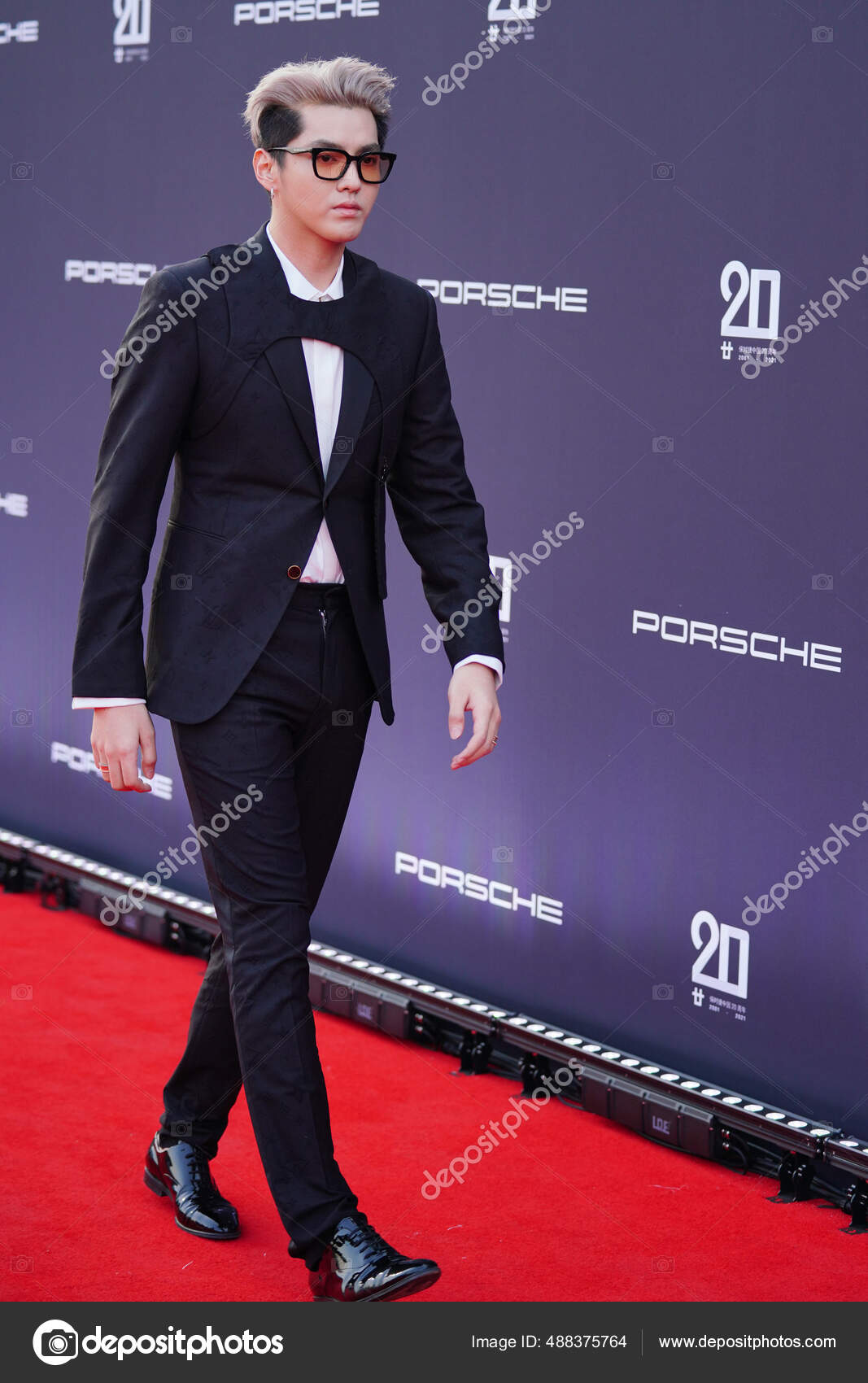 Canadian Actor Rapper Singer Record Producer Model Kris Attends Year –  Stock Editorial Photo © ChinaImages #488375764