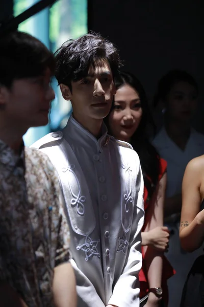 Chinese Actor Luo Yunxi Also Known Leo Luo Attends Exhibition — Stock Photo, Image