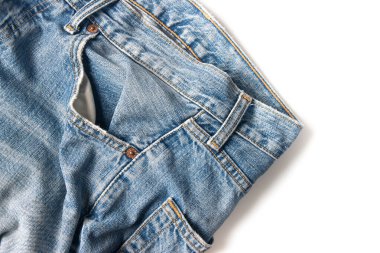 Ayrıntı, arka plan için eski yırtık mavi kotun dokusu