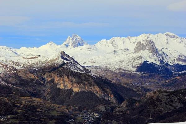 Mountains in Pyrenees, winter, spring — Stock Photo, Image