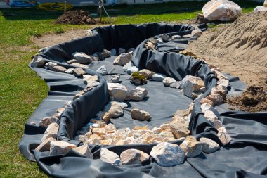 yapay akış ve taşlar 