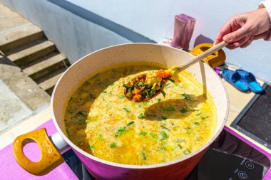 Çorbanın mutfak fotoğrafı.