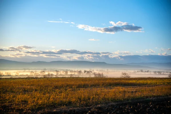 Dağlarda gün batımı
