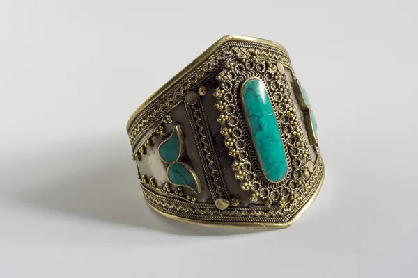 Vintage Armband mit türkisfarbenem Stein — Stockfoto