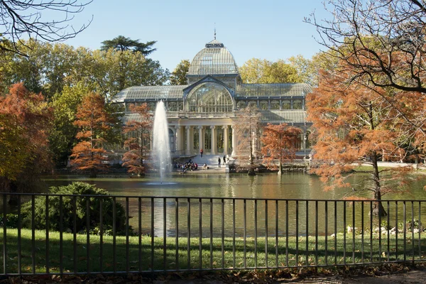 Palacio de Cristal, Parque del Retiro, Madrid, España . — Foto de Stock