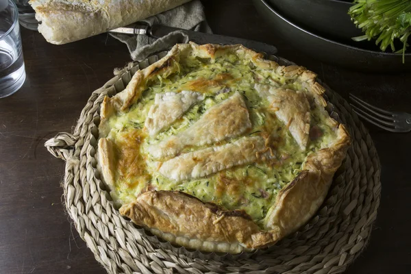 Quiche of vegetables on the table set — Stock Photo, Image