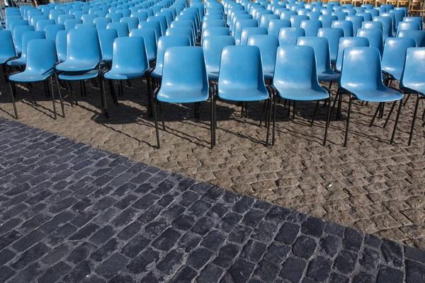 Blaue Sitze im Zuschauerraum — Stockfoto