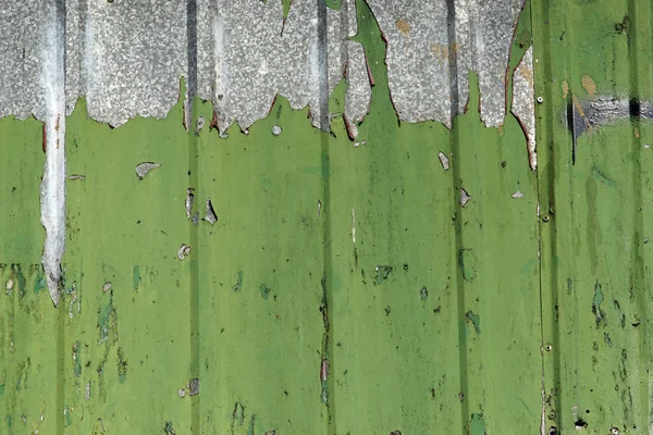 金属表面抽象的なモノでひび割れや剥離のグリーン ペイント — ストック写真