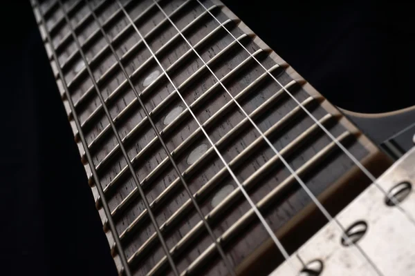 gitar klavye yakın çekim