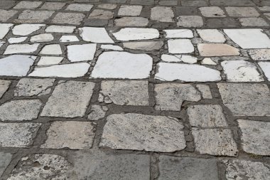 cobblestones