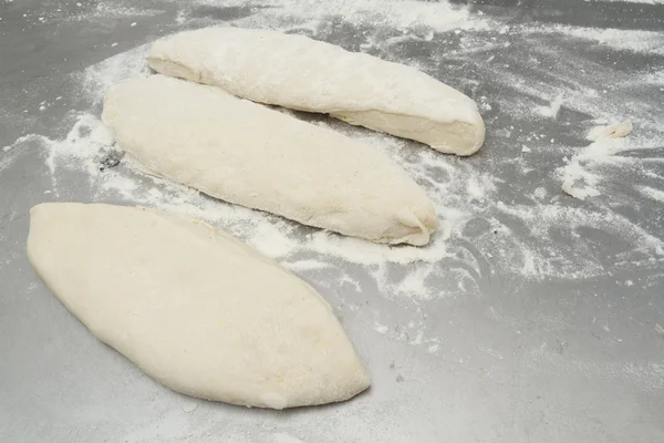 Att göra av bageriprodukter i bageriet butiken — Stockfoto