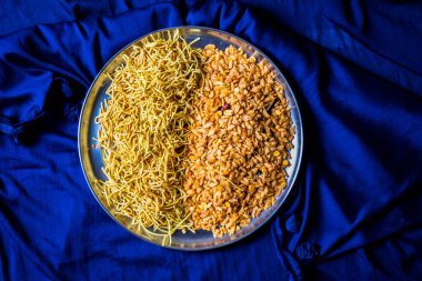 Hindistan 'ın popüler çay saati atıştırmalıkları Shev ve Chivada, bulanık bir geçmişi var..