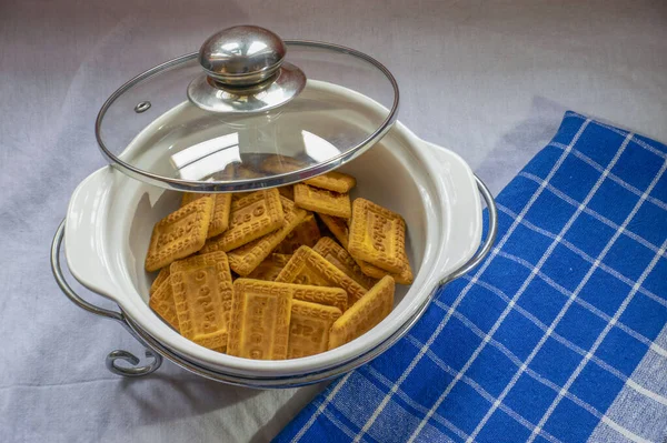 Indian Famous Brown Glucose Biscuit Kept White Glass Bowl — Stock Photo, Image