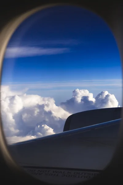 Fenster im Flugzeug — Stockfoto