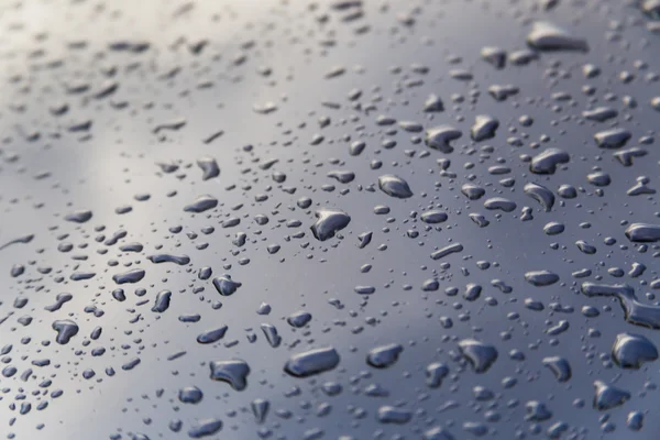 Gotas de agua en el coche — Foto de Stock