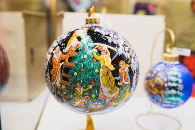 Noel oyuncaklar parlak renkli