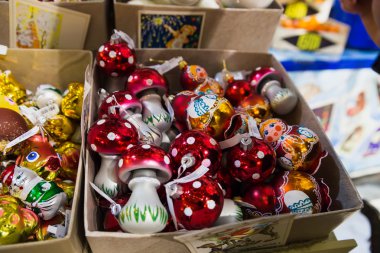 Noel oyuncaklar parlak renkli