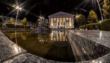 gece şehir manzarası