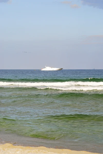 Seascape with a ship — Stock Photo, Image