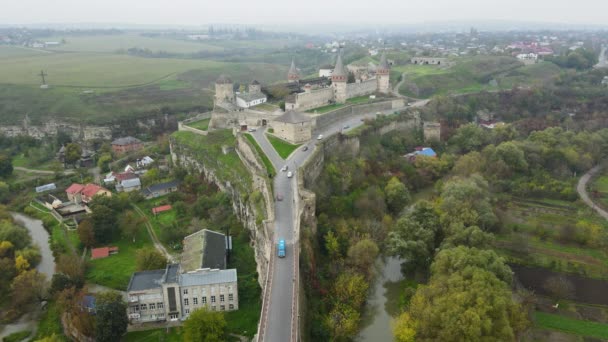 Kamianets Podilskyi Ucrânia Outubro 2020 Vista Aérea Zangão Antigo Castelo — Vídeo de Stock