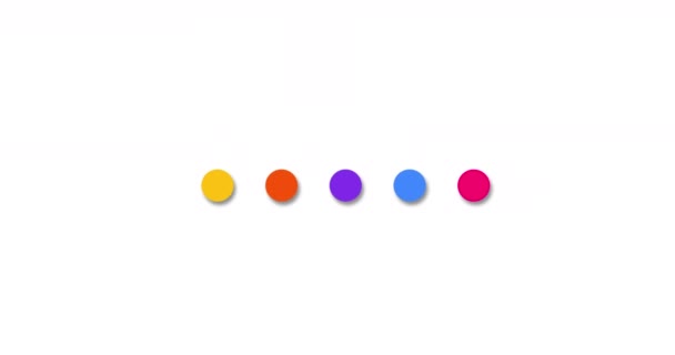 Animace otočných kuliček pro obrazovku nakladače. Načítání animace barevných kruhů. Video v rozlišení 4k. Loading bar created from moving and rotating circles — Stock video