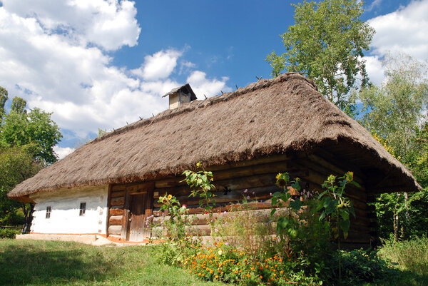 Traditional Ukrainian hut, Museum of Folk Architecture and Lifestyle of Ukraine (Pirogiv)