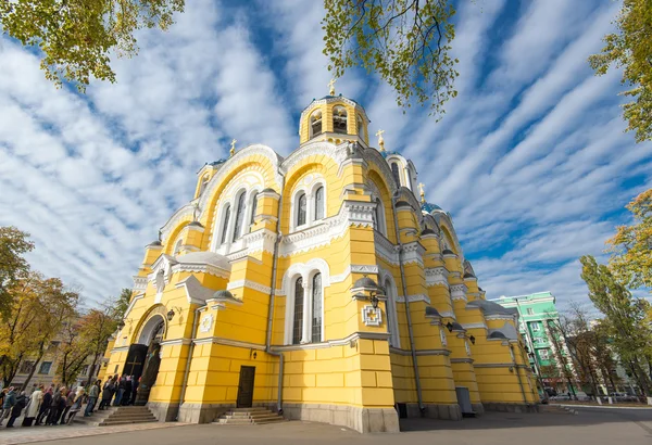 Katedra St. Vladimir i dramatyczne niebo — Zdjęcie stockowe