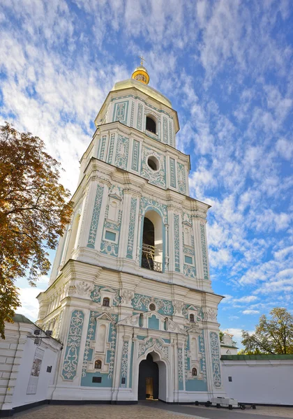 Catedral de Santa Sofia e céu dramático — Fotografia de Stock