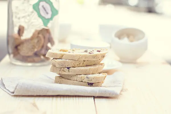 Biscotti se sušenými brusinkami — Stock fotografie