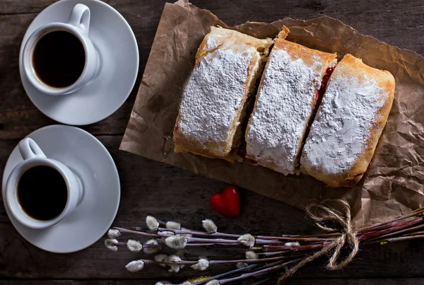 Strudel o torta con formaggio — Foto Stock