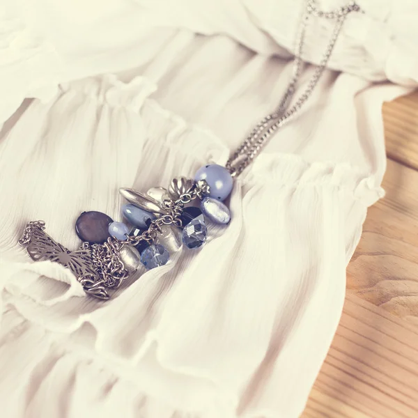 아름 다운 블루 펜 던 트 — 스톡 사진