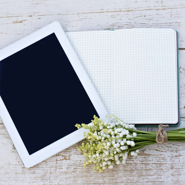 Tagebuch, ein Tablet-Computer — Stockfoto