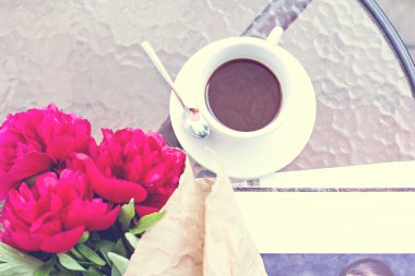 Bir fincan espresso kahve.