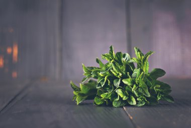 Bir demet taze nane.