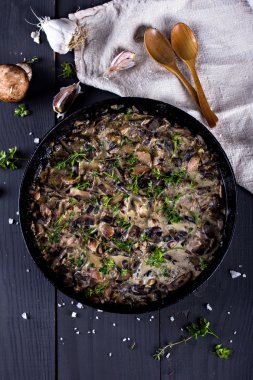 Kavrulmuş petrol mantar