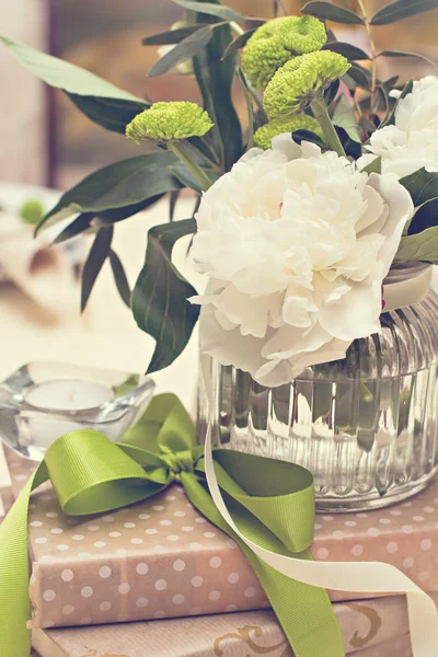 Buquê de flores brancas — Fotografia de Stock