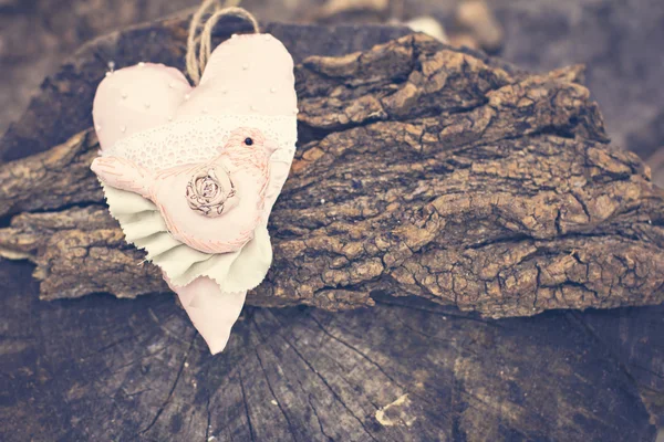 Hand-made hearts  on the old board — Stock Photo, Image