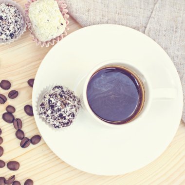 Hindistan cevizi ile ev yapımı şeker