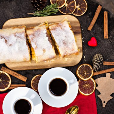 Strudel veya Noel Stollen
