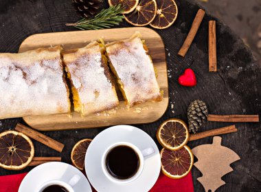 Strudel veya Noel Stollen