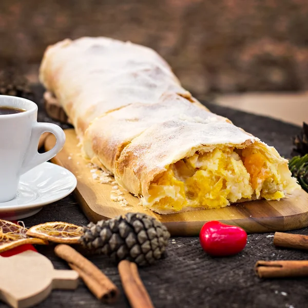 Strudel veya Noel Stollen