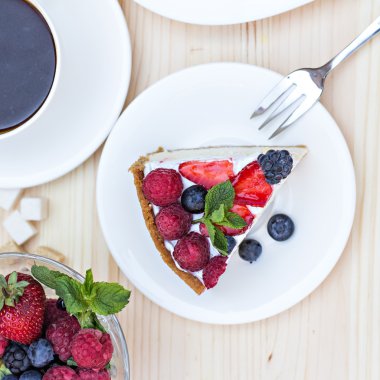 Cheesecake taze çilek ile