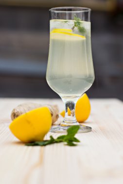 limonata limon