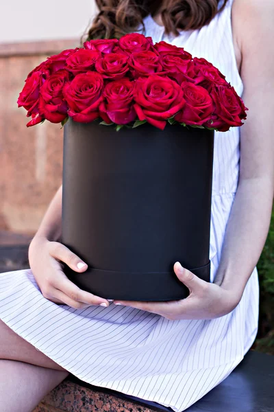 Strauß roter Rosen — Stockfoto