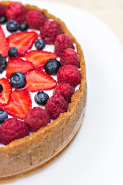 Cheesecake taze çilek ile